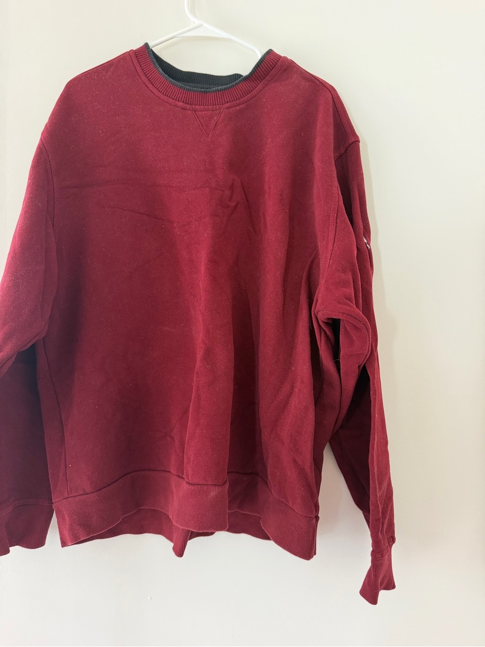 Arrow Men's Crewneck Sweater - Burgundy